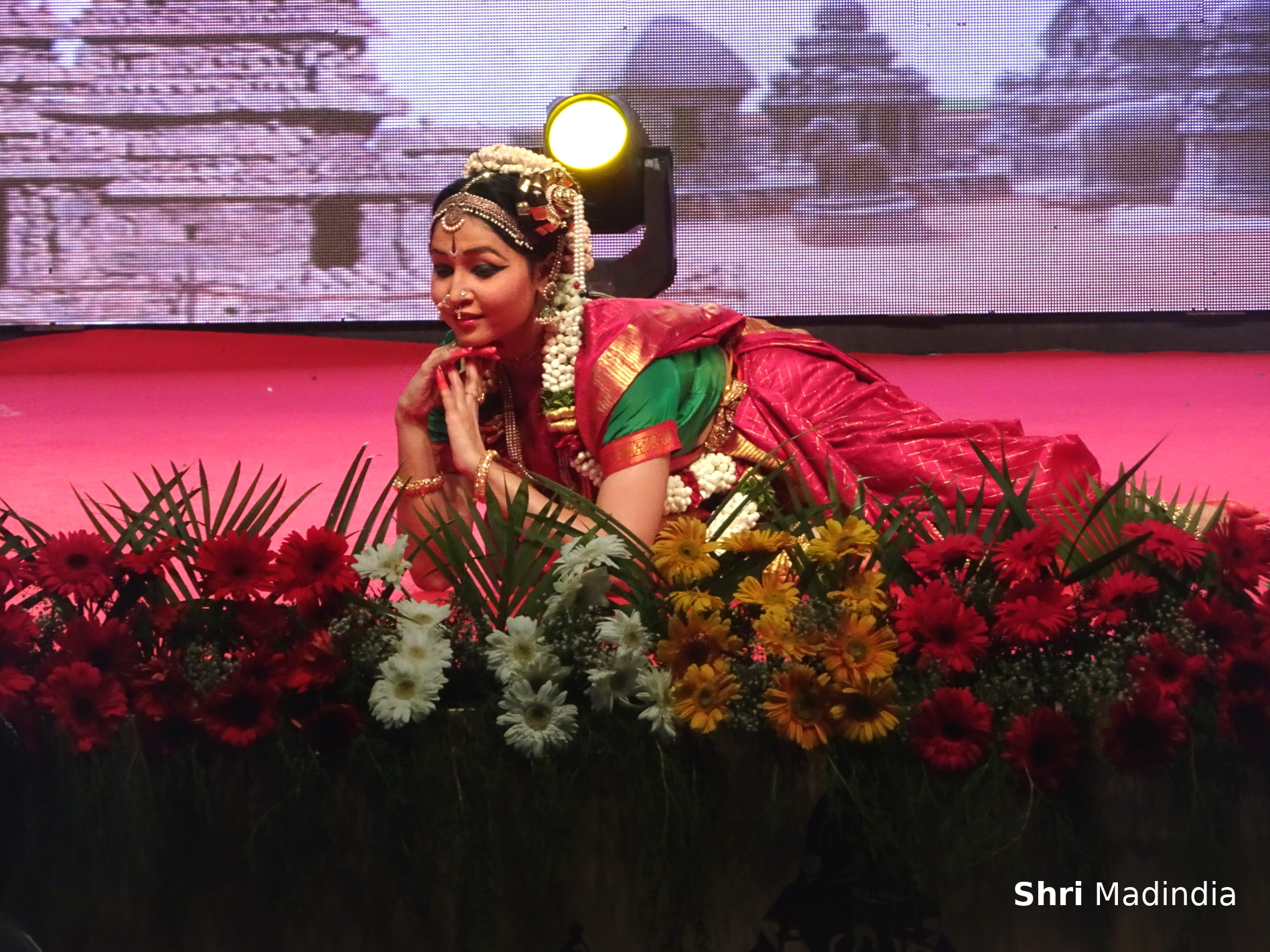Danseuse indienne au festival de Mahabalipuram